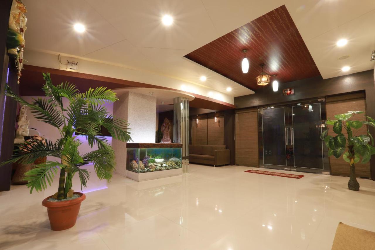 Hotel Darshan Amreli Екстер'єр фото