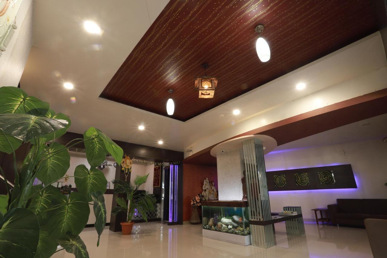Hotel Darshan Amreli Екстер'єр фото