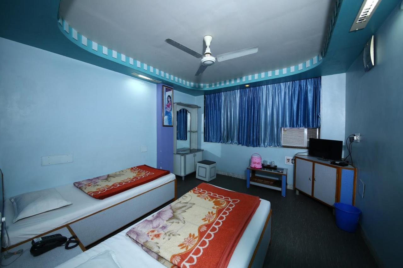 Hotel Darshan Amreli Екстер'єр фото