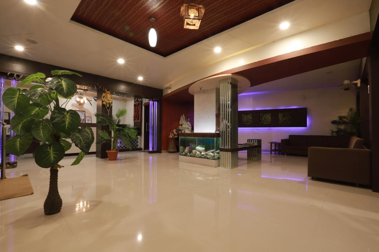 Hotel Darshan Amreli Екстер'єр фото