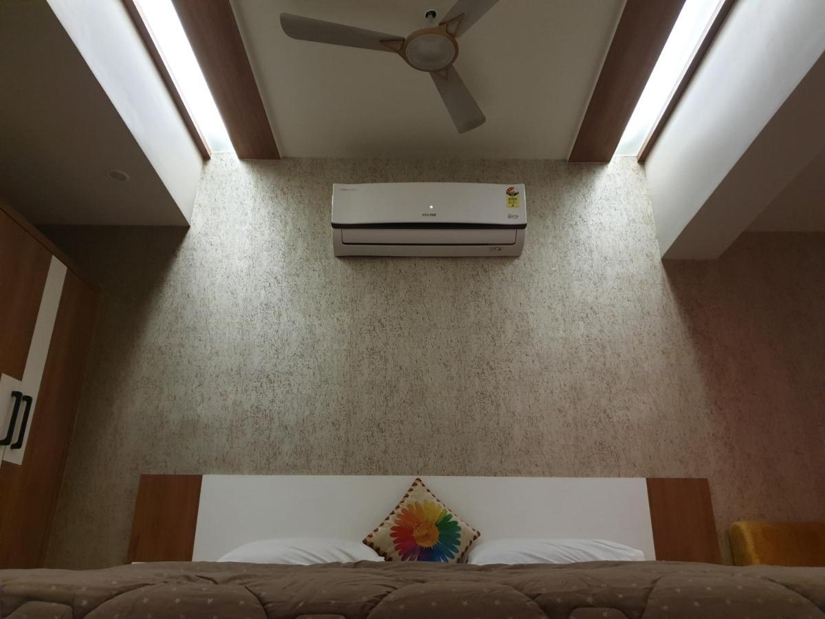 Hotel Darshan Amreli Екстер'єр фото