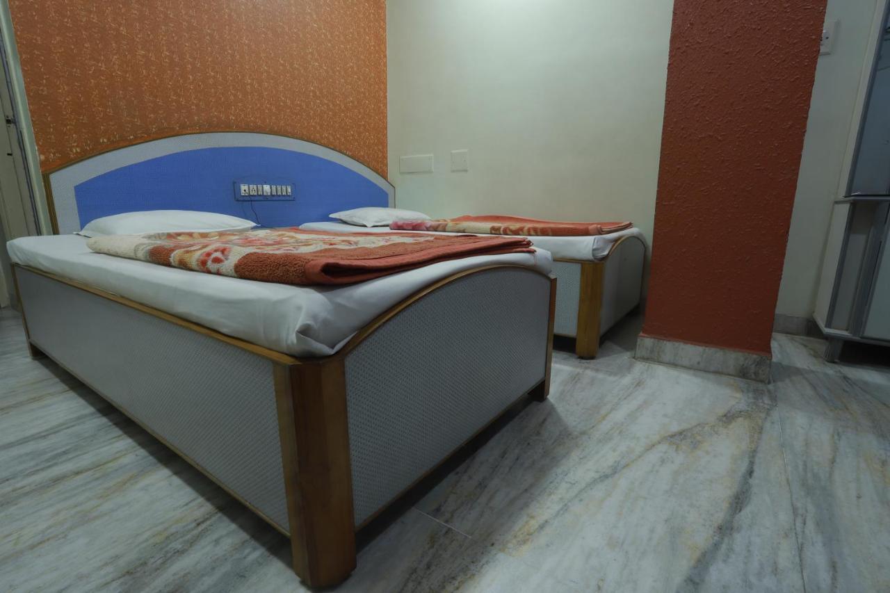 Hotel Darshan Amreli Екстер'єр фото